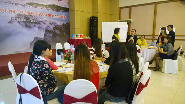 Kỹ năng phục vụ khách hàng chuyên nghiệp - SONY (18 & 19.12.2014)